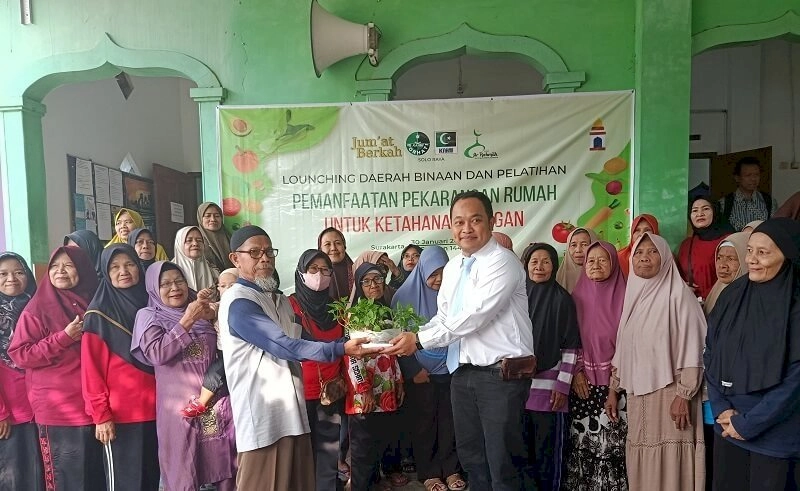 Surakarta Daily | Masjid Hijau, Cara FORHATI Solo Raya Dekatkan Keluarga dengan Masjid