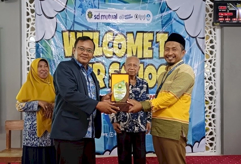 Surakarta Daily | Saling Tiru SD-MI Muhammadiyah Sukoharjo dan Magelang